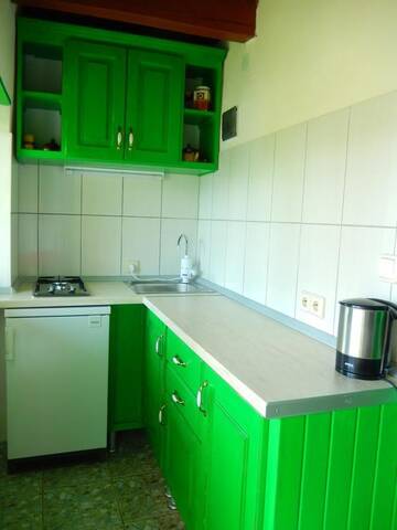 Фото номера Дом с 2 спальнями Кемпинги Turul Guesthouse and Camping г. Remetea 18